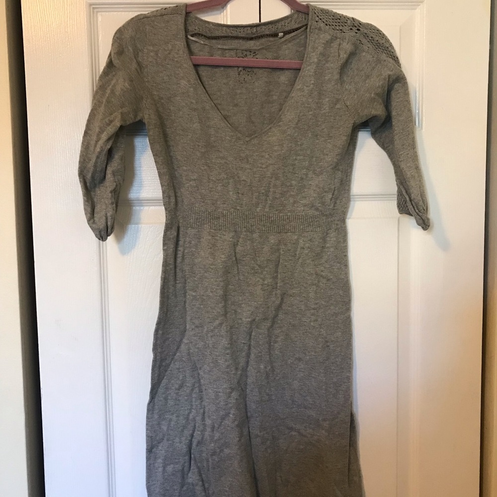 Thin sweater material mini dress